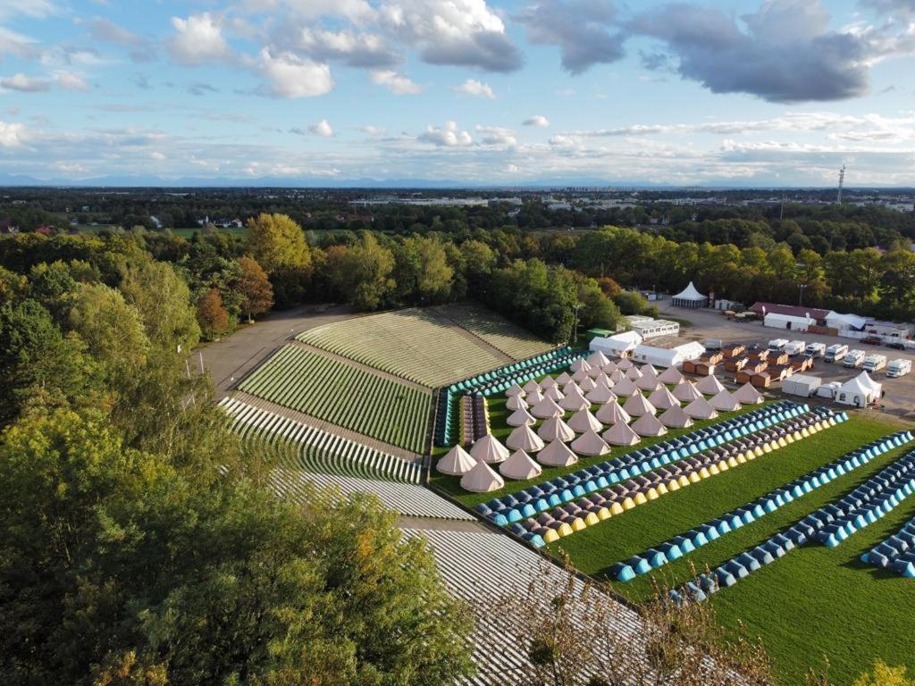 Festanation Oktoberfest Camp #2 Hotel Munique Exterior foto